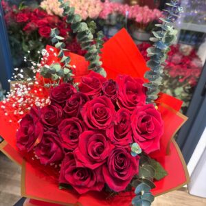 15 Kırmızı Gül